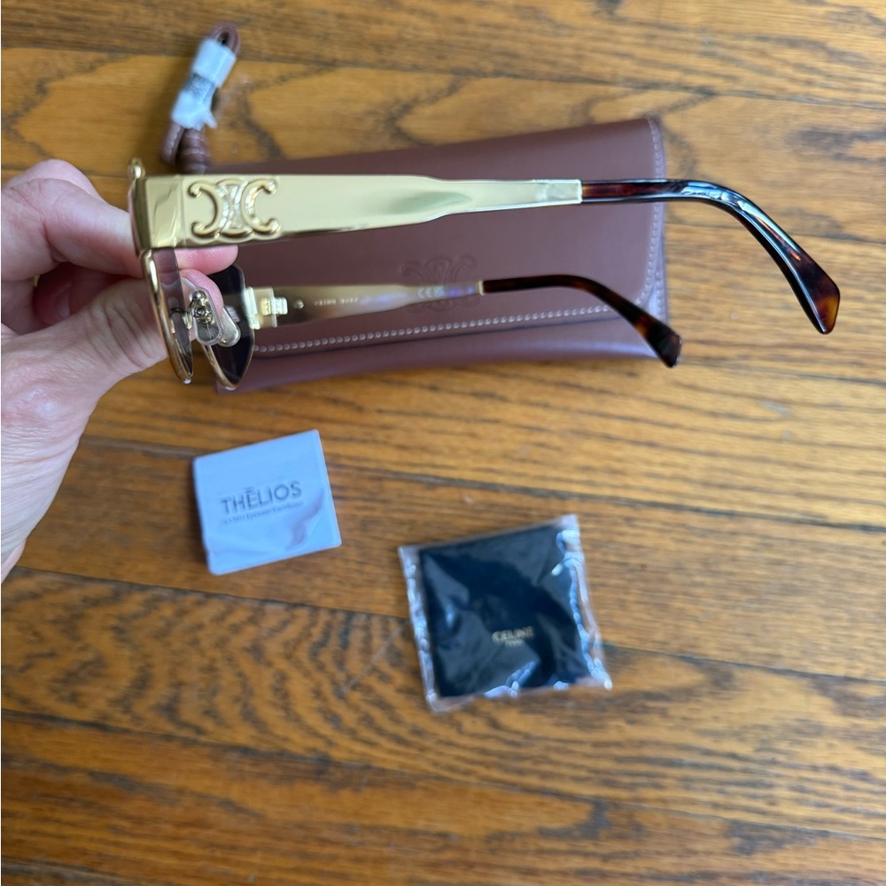 Celine Triomphe cat eye gold metal sunglasses - Picture 6 of 14